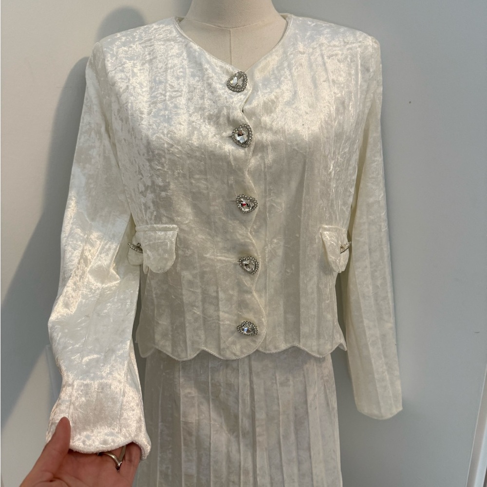 New Sierra Darrien Velvet two piece set